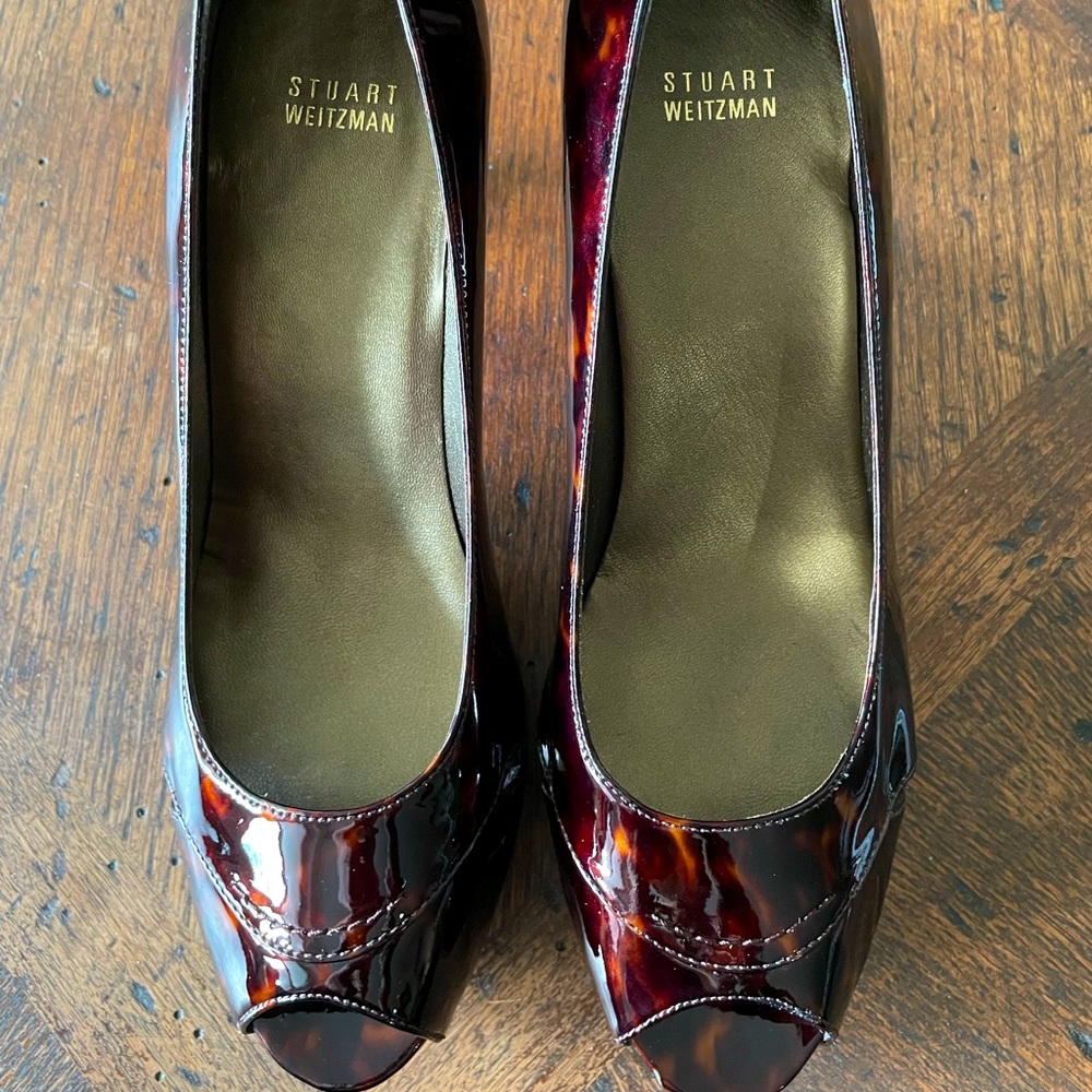 Stuart Weizmann Cognac Patent Open Toe Heels